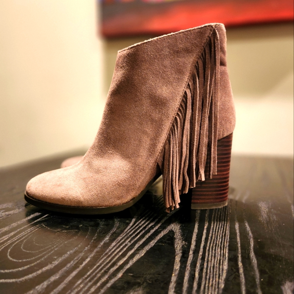 Fringe Suede Ankle Boots - Tan